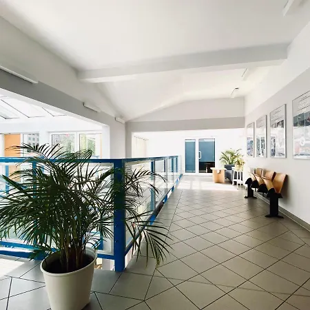 Yacht Club Nocleg ze śniadaniem Sopot