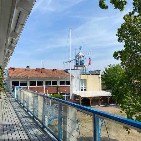 Yacht Club Nocleg ze śniadaniem