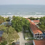 Nocleg ze śniadaniem Yacht Club 3*