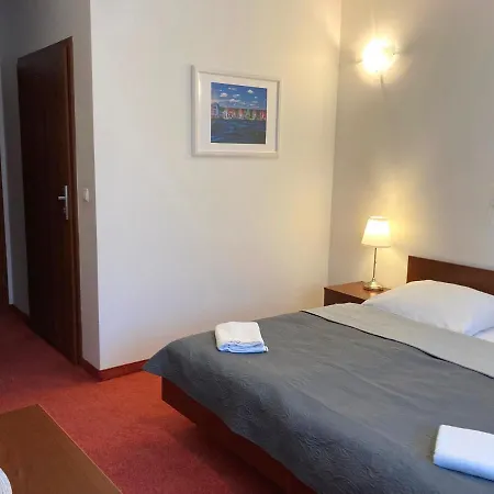 Yacht Club לינה וארוחת בוקר סופוט