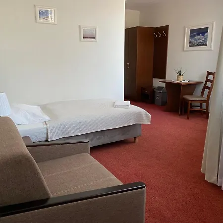 Bed and Breakfast Yacht Club 3*