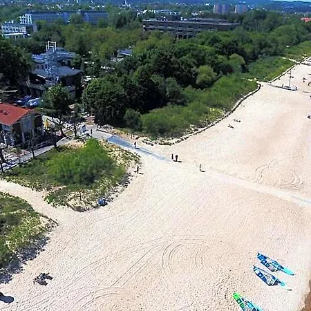 Yacht Club Bed & Breakfast Sopot