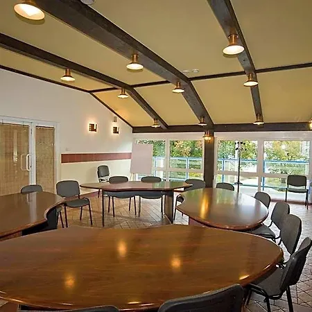 Bed & Breakfast Yacht Club 3*