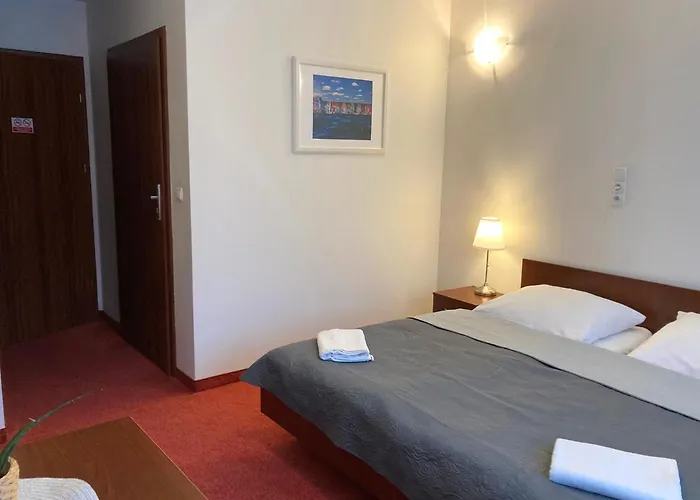 Yacht Club Bed & Breakfast Sopoty