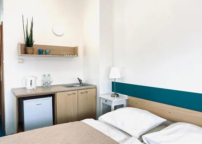 Bed & Breakfast Yacht Club 3*