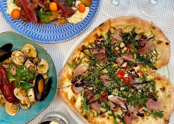 Yacht Club Bed & Breakfast Sopoty