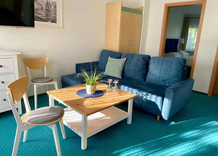 Bed & Breakfast Yacht Club 3*